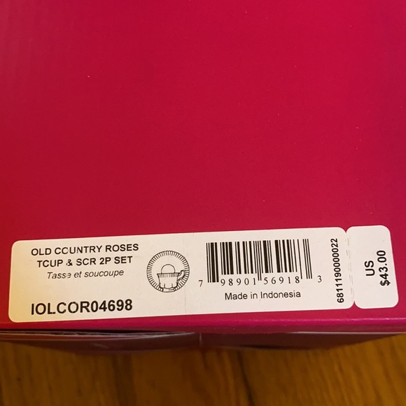 Royal Albert Old Country Roses Teacup & Saucer Set - Picture 3 of 5